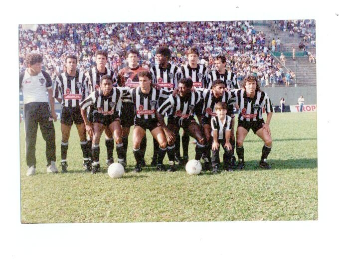 Time do Araxá escalação pré-jogo com patrocínio Santander